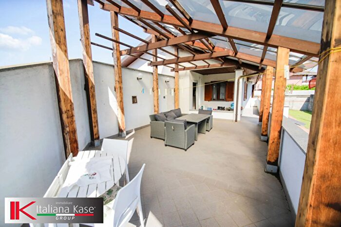 Case in Vendita e in Affitto - 3