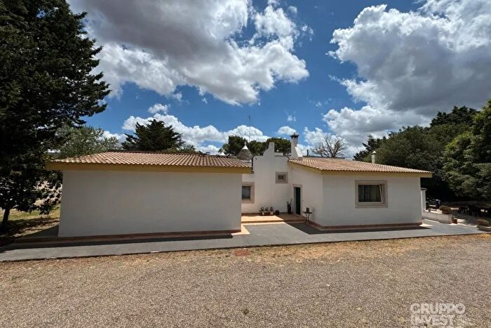 Casa con 6 locali in vendita in Via Taranto Martina Franca Taranto Martina Franca, Martina Franca