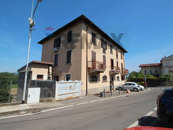 Appartamento trilocale in vendita in Treviolo