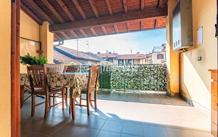 Appartamento bilocale in vendita in Via XX Settembre, Guanzate