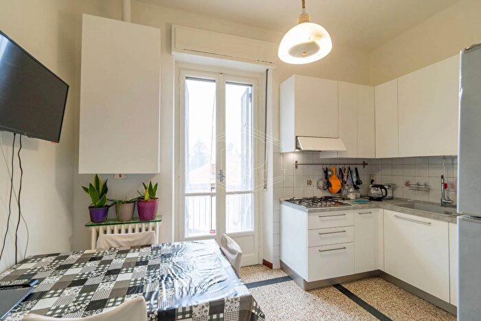 Appartamento trilocale in vendita in Corso Quintino Sella, Torino