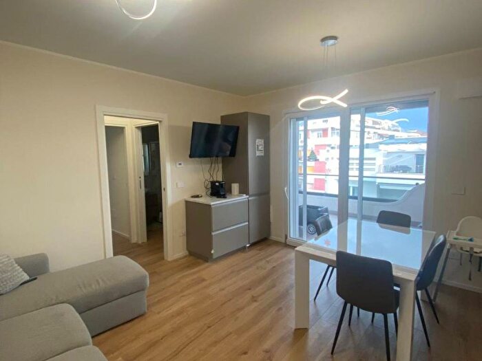 Appartamento trilocale in affitto in Viale Guglielmo Marconi, Stadio Lungomare Colombo, Pescara