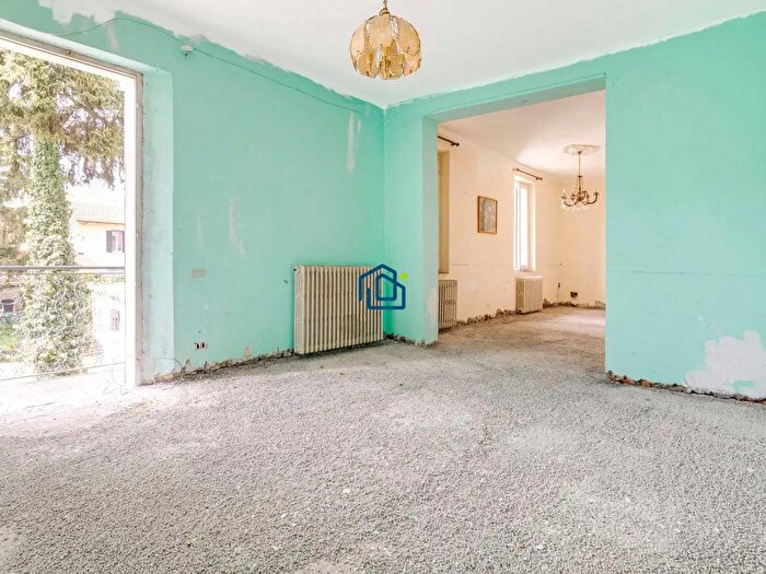Appartamento con 5 locali in vendita in Canegrate