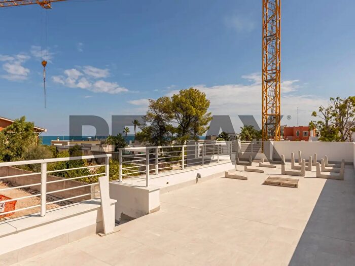 Casa con 5 locali in vendita in Bari