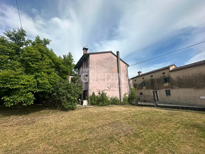 Casa monolocale in vendita in Pieve Di Soligo