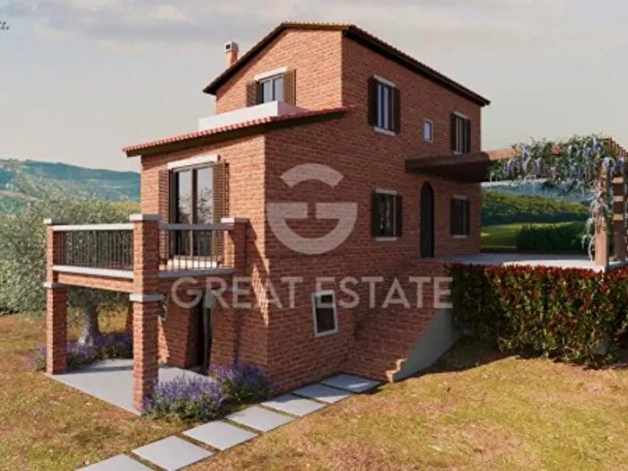 Casa con 6 locali in vendita in Via Cappannelle, Castiglione Del Lago