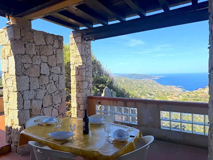 Casa trilocale in vendita in Via Fratti Suacca, Trinità d'Agultu e Vignola
