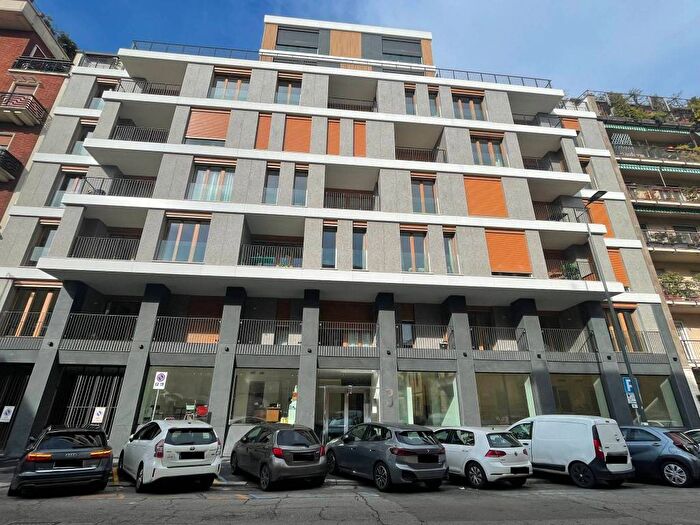 Appartamento bilocale in affitto in Via Luigi Mangiagalli, Città Studi, Milano