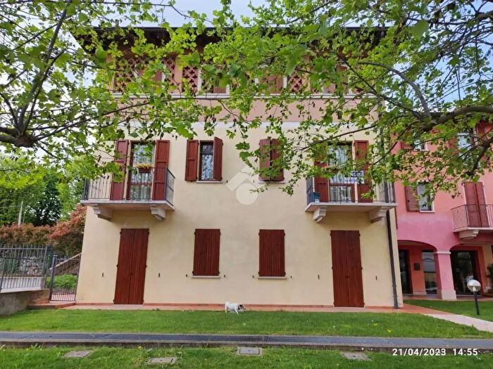 Appartamento trilocale in vendita in Solferino