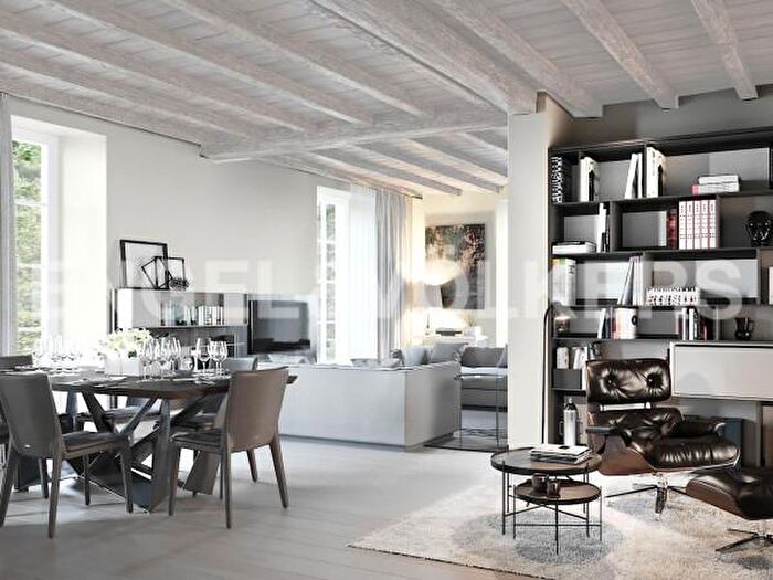 Appartamento quadrilocale in vendita in Via Lucino al Monte, Montano Lucino