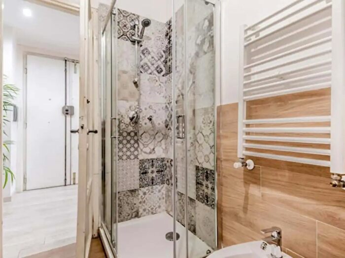 Appartamento monolocale in affitto in Via Laura Mantegazza, Roma