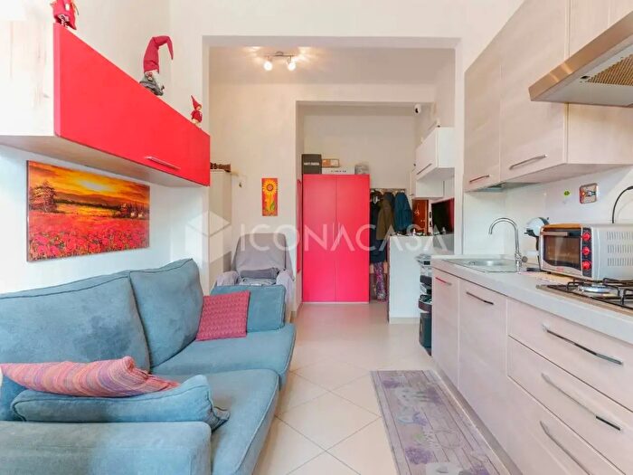 Appartamento bilocale in vendita in Via Lemonia Pal, Bologna