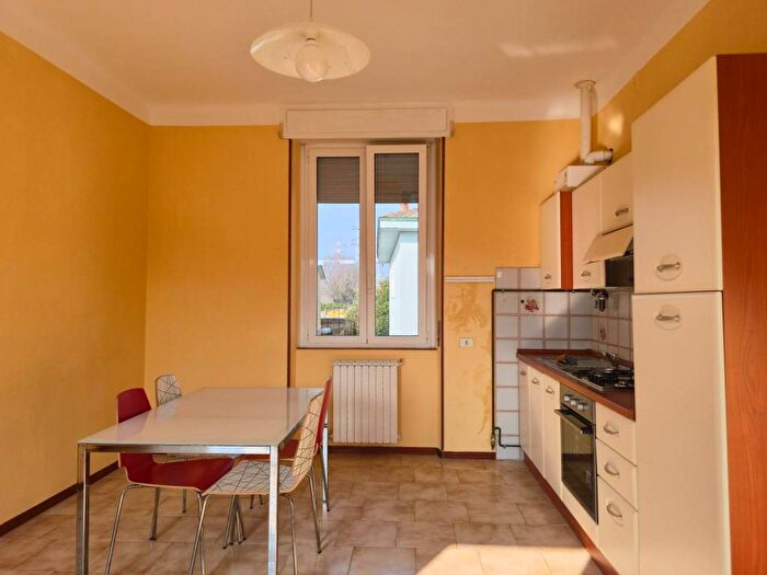 Appartamento bilocale in affitto in Via Nazario Sauro, Centro, Brugherio