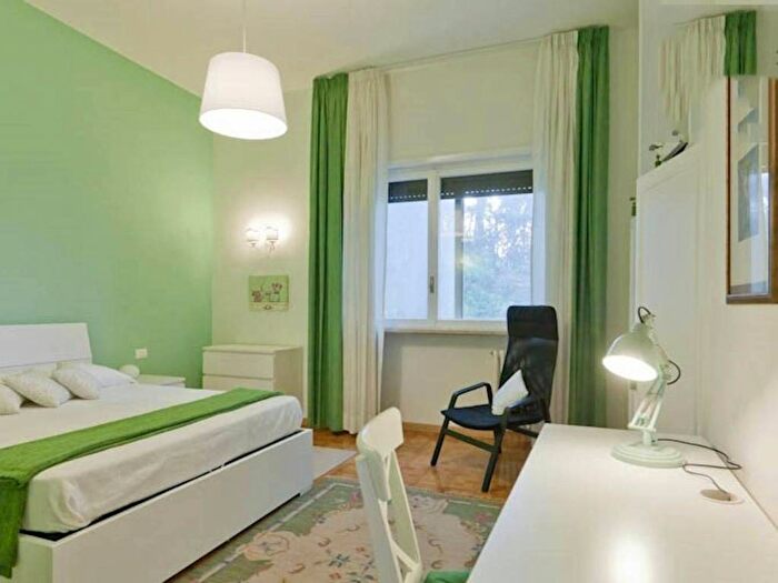 Appartamento trilocale in affitto in Via Druso, Colosseo Fori Imperiali, Roma