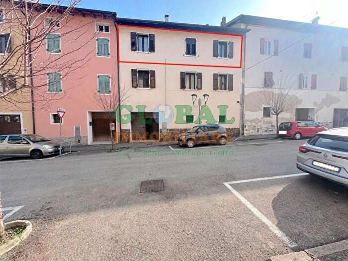 Appartamento trilocale in vendita in Via Fratelli, Borgo Valsugana