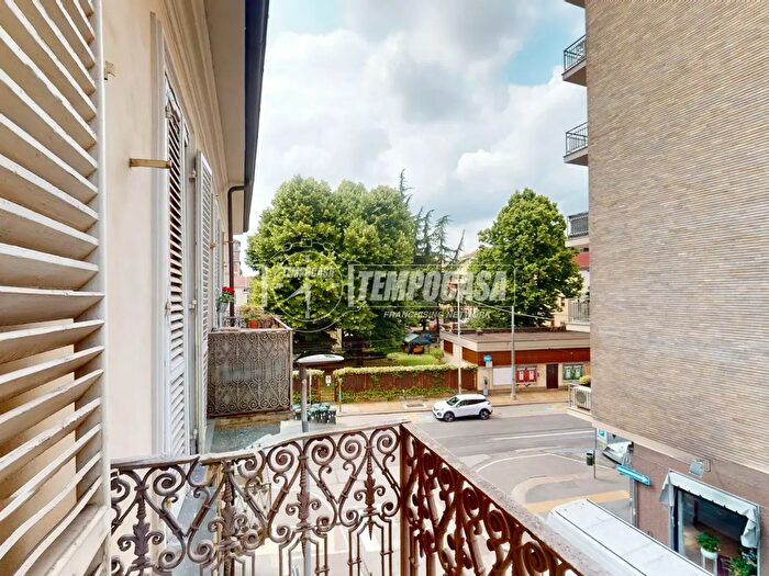 Case in Vendita e in Affitto - 3