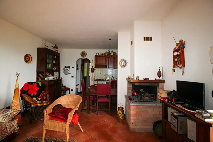 Appartamento trilocale in vendita in Via Pagani, Alta Valle Intelvi