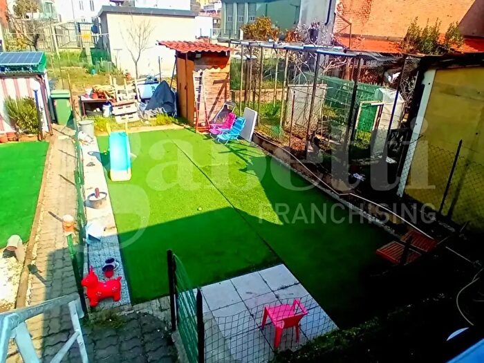 Appartamento trilocale in vendita in Via Gioberti, Trofarello