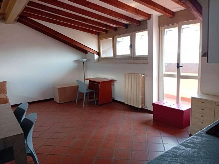 Appartamento bilocale in affitto in Corso San Gottardo, Milano