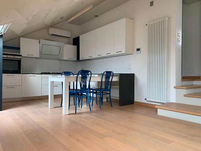 Appartamento trilocale in affitto in Monte Berico, Vicenza