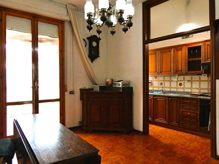 Appartamento quadrilocale in vendita in Via Guido Monaco, Empoli