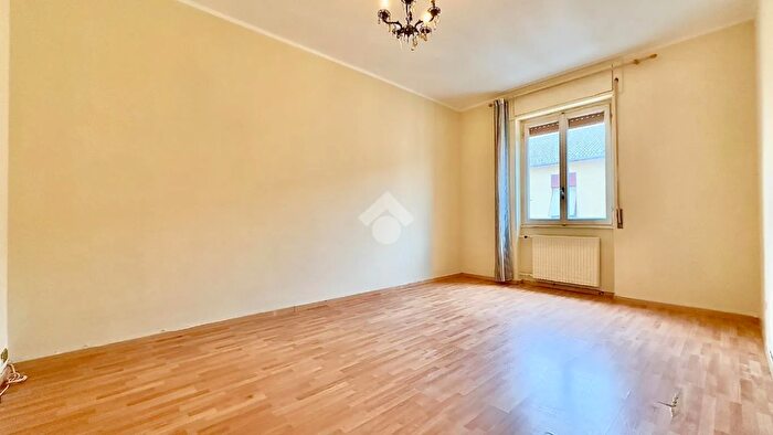 Appartamento trilocale in vendita in Via Colombara, Pozzolo Formigaro