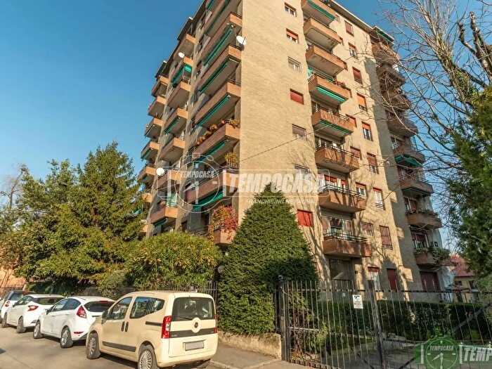 Appartamento bilocale in vendita in Piazza Francesco Carrara, Milano