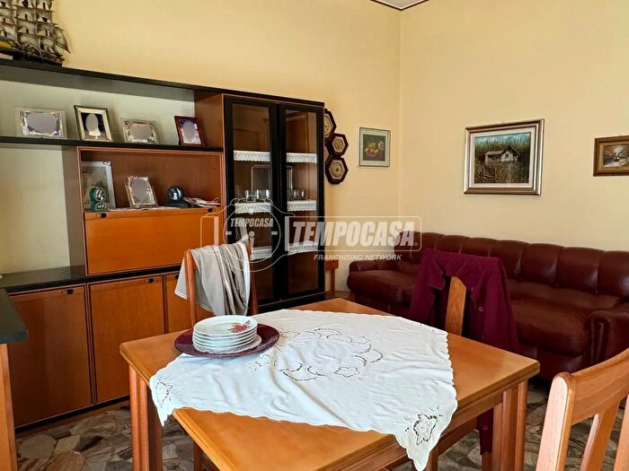 Appartamento trilocale in vendita in Via Giuseppe Mazzini, Sedriano