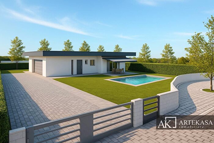 Casa quadrilocale in vendita in Via Dora Baltea, Cameri