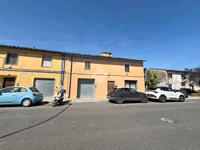 Appartamento bilocale in vendita in Via Galileo Galilei, Collesalvetti
