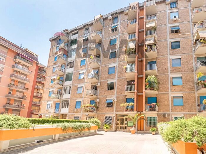 Appartamento bilocale in vendita in Via Flavio Stilicone, Roma