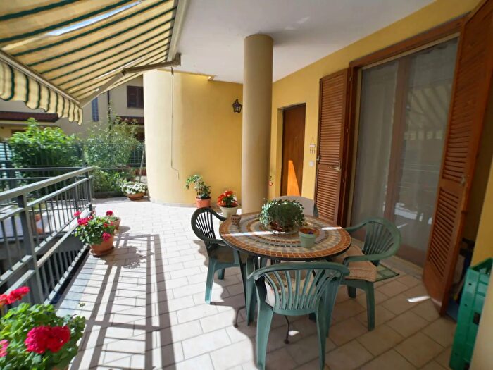 Appartamento trilocale in vendita in Via Sandro Pertini, Casorate Primo