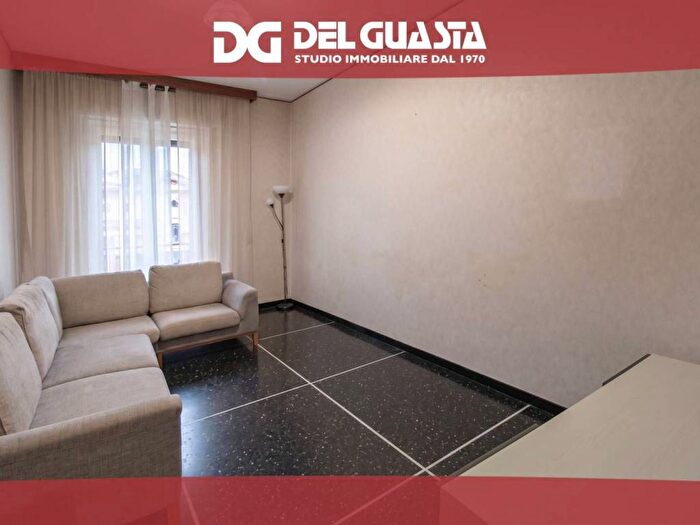 Appartamento con 5 locali in affitto in Via Struppa, Struppa, Genova