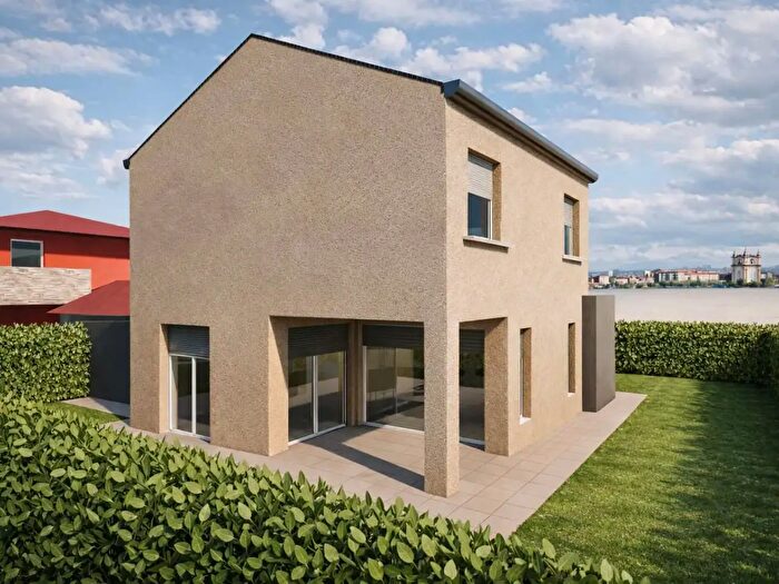 Case in Vendita e in Affitto - 2