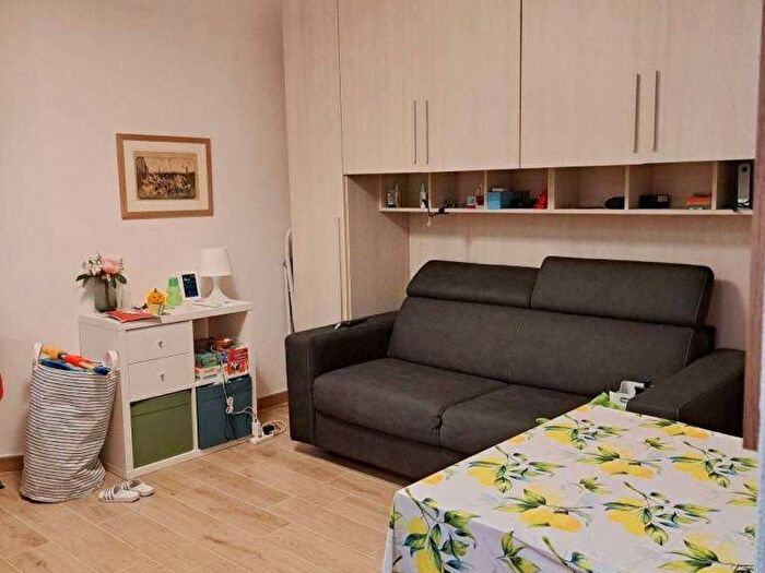 Appartamento monolocale in affitto in via guerrazzi, Fabbricotti, Livorno