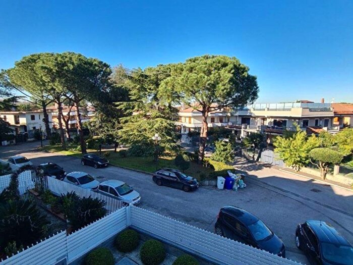 Appartamento trilocale in affitto in Via Aldo Moro, Somma Vesuviana