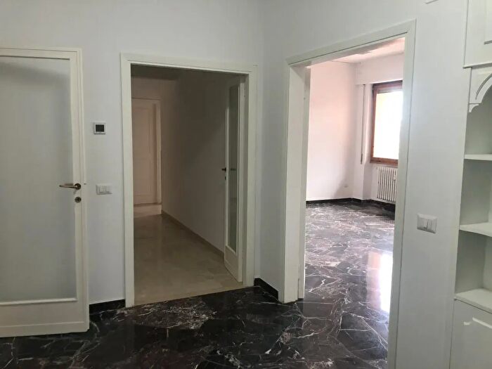 Appartamento con 5 locali in affitto in Via Masaccio, Firenze