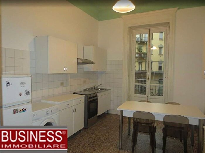 Appartamento quadrilocale in affitto in Viale Gran Sasso, Città Studi, Milano
