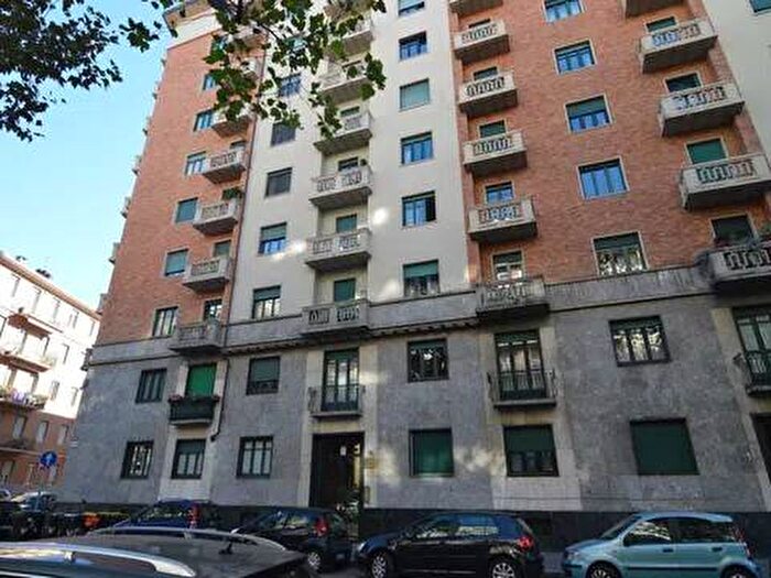Appartamento trilocale in affitto in Corso Monte Cucco, Pozzo Strada, Torino