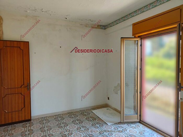 Appartamento quadrilocale in vendita in Via Villagrazia Villagrazia Pa Italia, Palermo