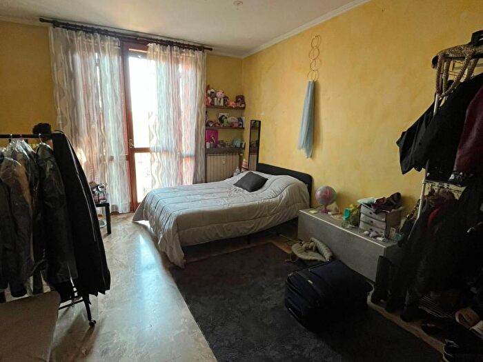 Appartamento monolocale in affitto in Alzaia Naviglio Pavese, Navigli Darsena, Milano