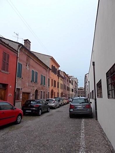 Appartamento trilocale in affitto in Via Ludovico Ariosto, Centro Storico, Ferrara