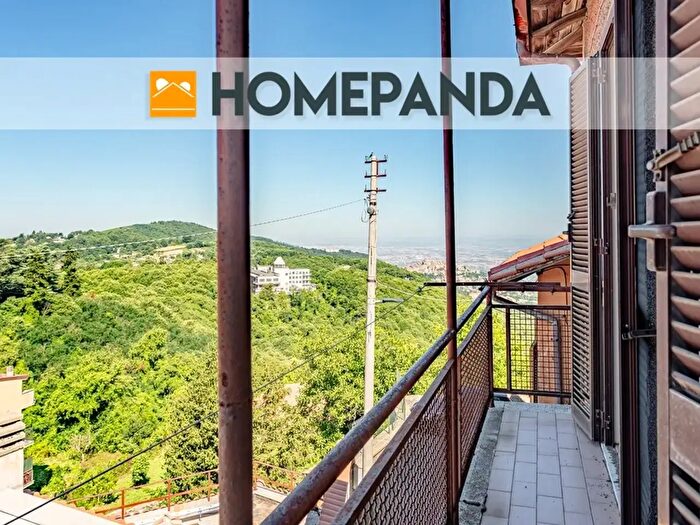 Appartamento con 8 locali in vendita in Via delle Fossette, Rocca Priora