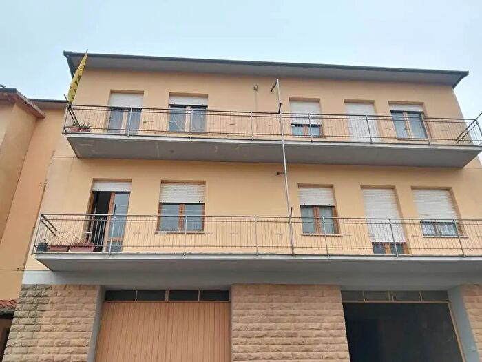 Appartamento con 6 locali in vendita in Via della Fratta, Castiglione D'Orcia