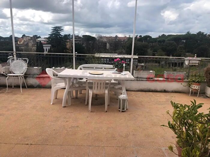 Appartamento monolocale in affitto in Via Festa Avieno, Roma