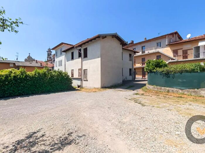 Casa con 6 locali in vendita in Via Villa Giovio, Como