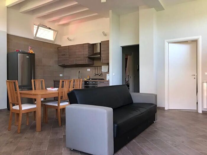 Appartamento trilocale in affitto in Via Gradoli Nc, Roma