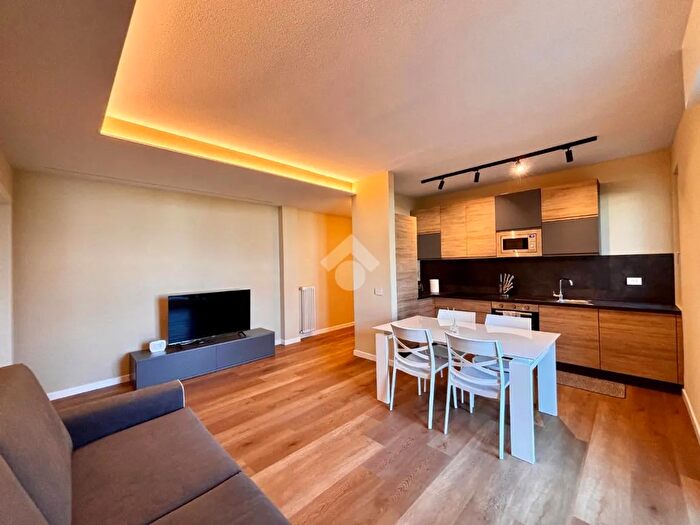 Appartamento bilocale in vendita in Viale Papa Giovanni XXIII, Rovetta