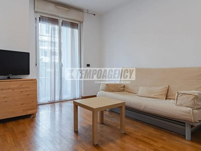 Appartamento bilocale in affitto in Via Bruno Cassinari, Milano