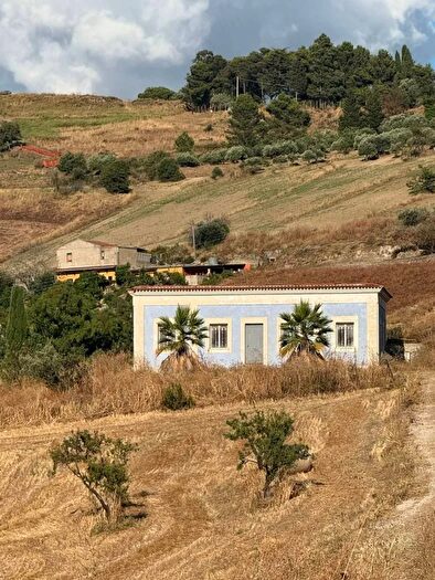 Casa quadrilocale in vendita in Via Guglielmo Borremans Caltanissetta, Caltanissetta